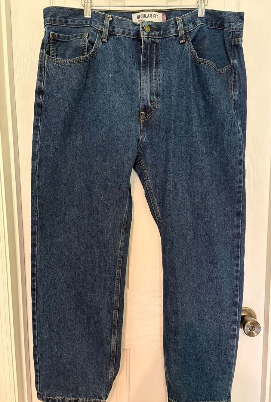 GUC Levi's 505 Regular Fit Men's Jeans Size 42x29